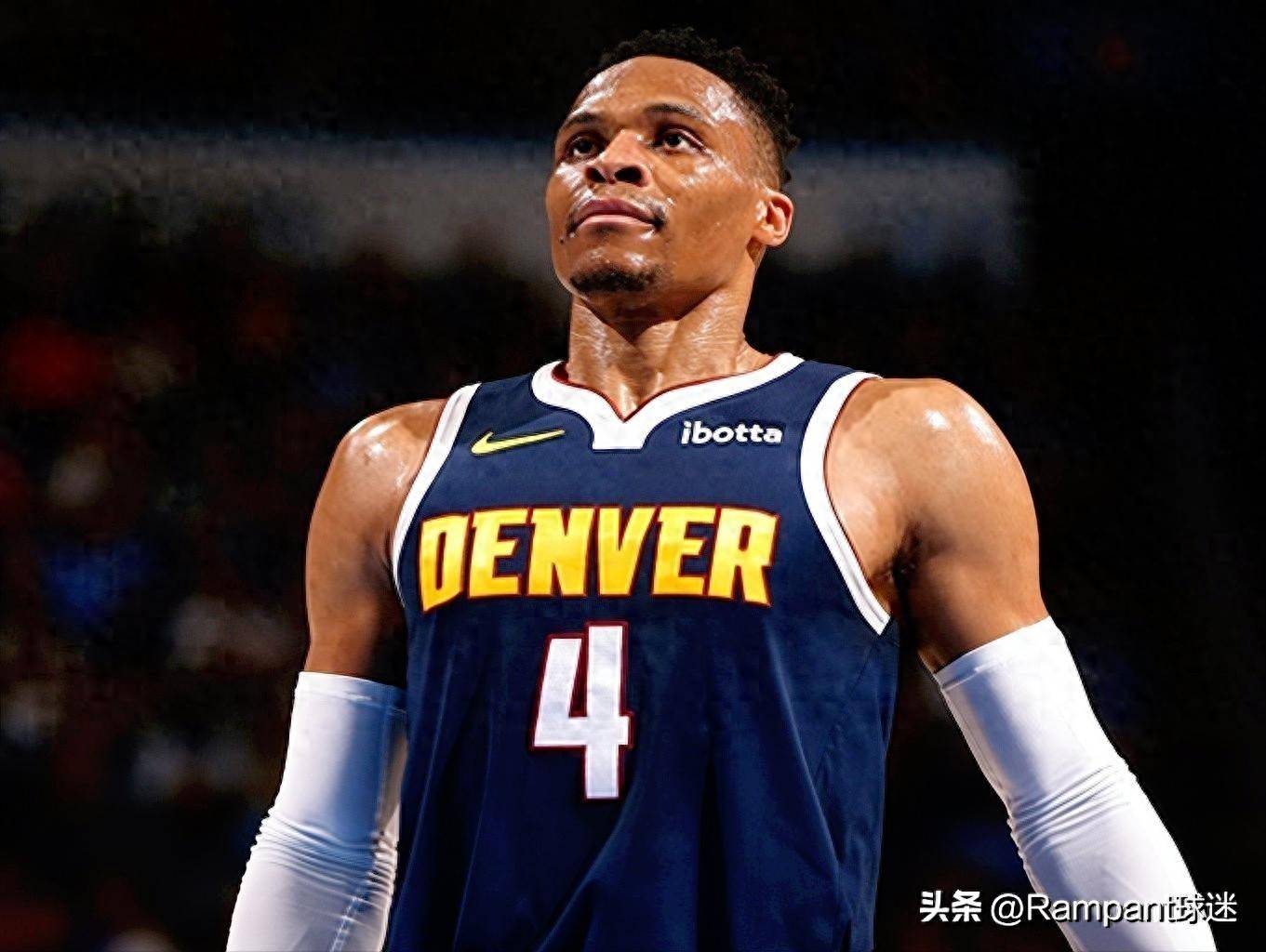 焦点随之锁 焦点随之锁