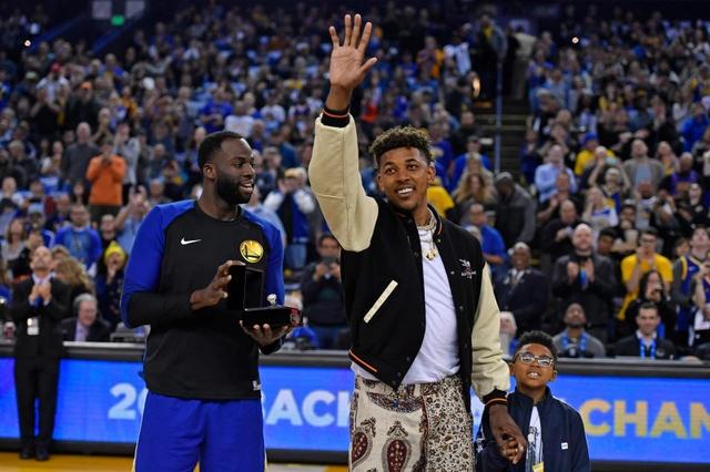 也是轴心 也是轴心